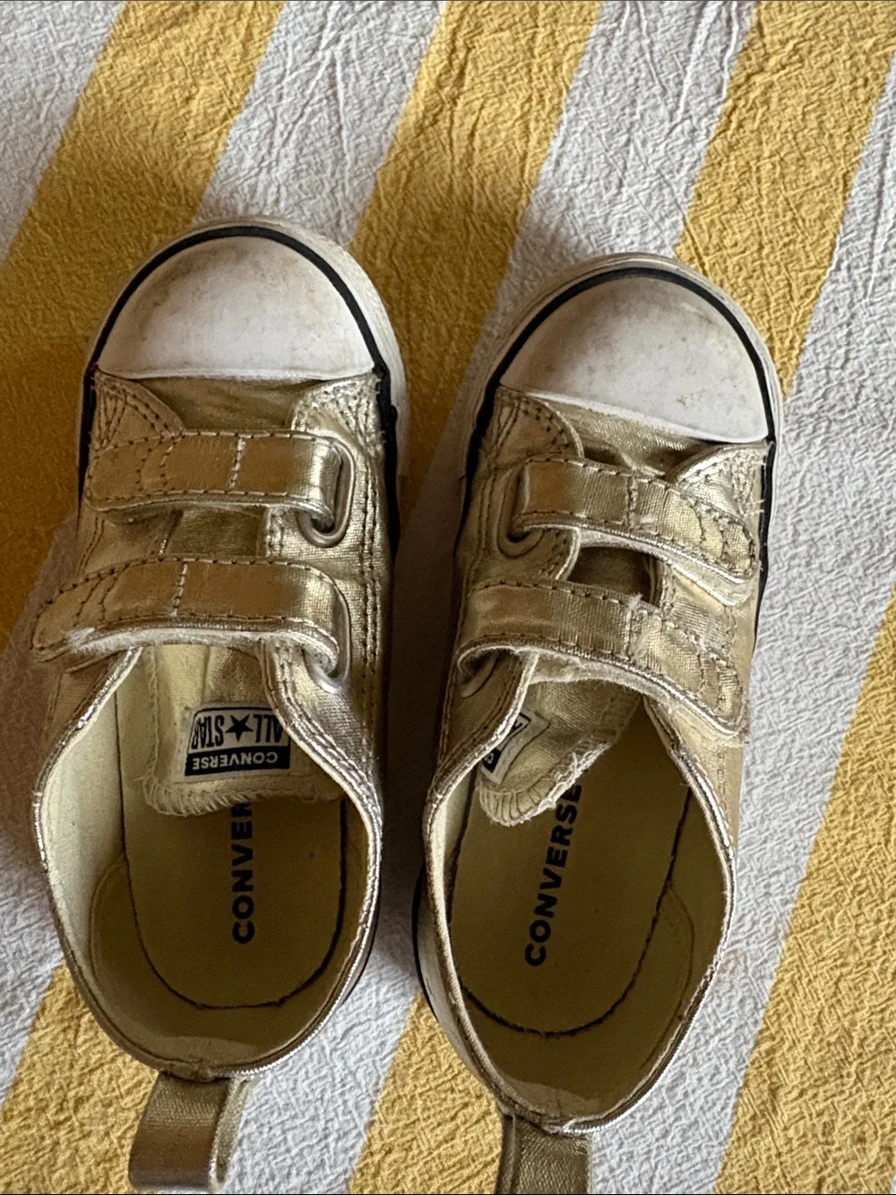 Converse Kids Metallic Gold Velcro Sneakers